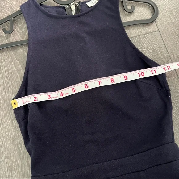 Tobi Dress - Picture 6 of 6